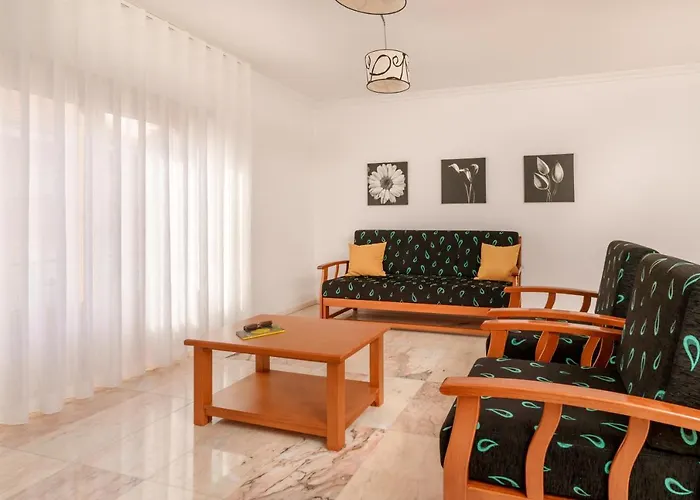 Dina´s At Appartamento Nazaré