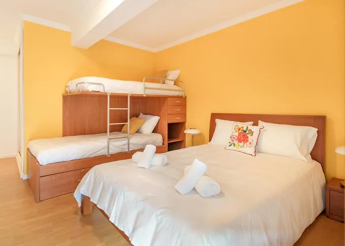 Apartament Dina's At